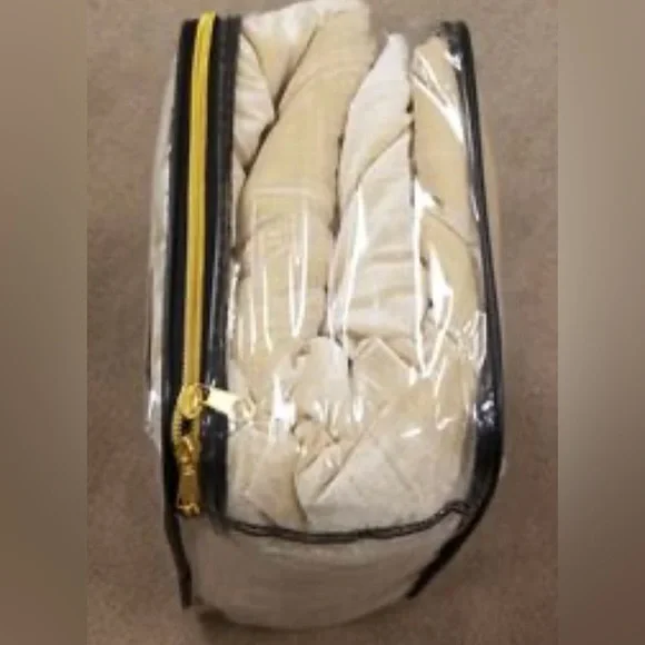 Christian Siriano NY® Crinkle Luster Velvet 3 Piece Duvet Cover Set - Picture 4 of 5